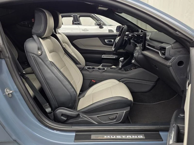Ford Mustang 5.0 GT Premium Coupe| 450к.с.| ВКЛ.ТЕХНОТЕСТ, снимка 11 - Автомобили и джипове - 55615682