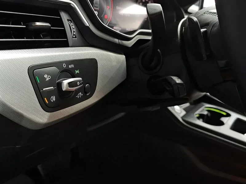 Audi A5 2.0 TFSI Quattro - САМО 30% АВАНС, снимка 13 - Автомобили и джипове - 56270755