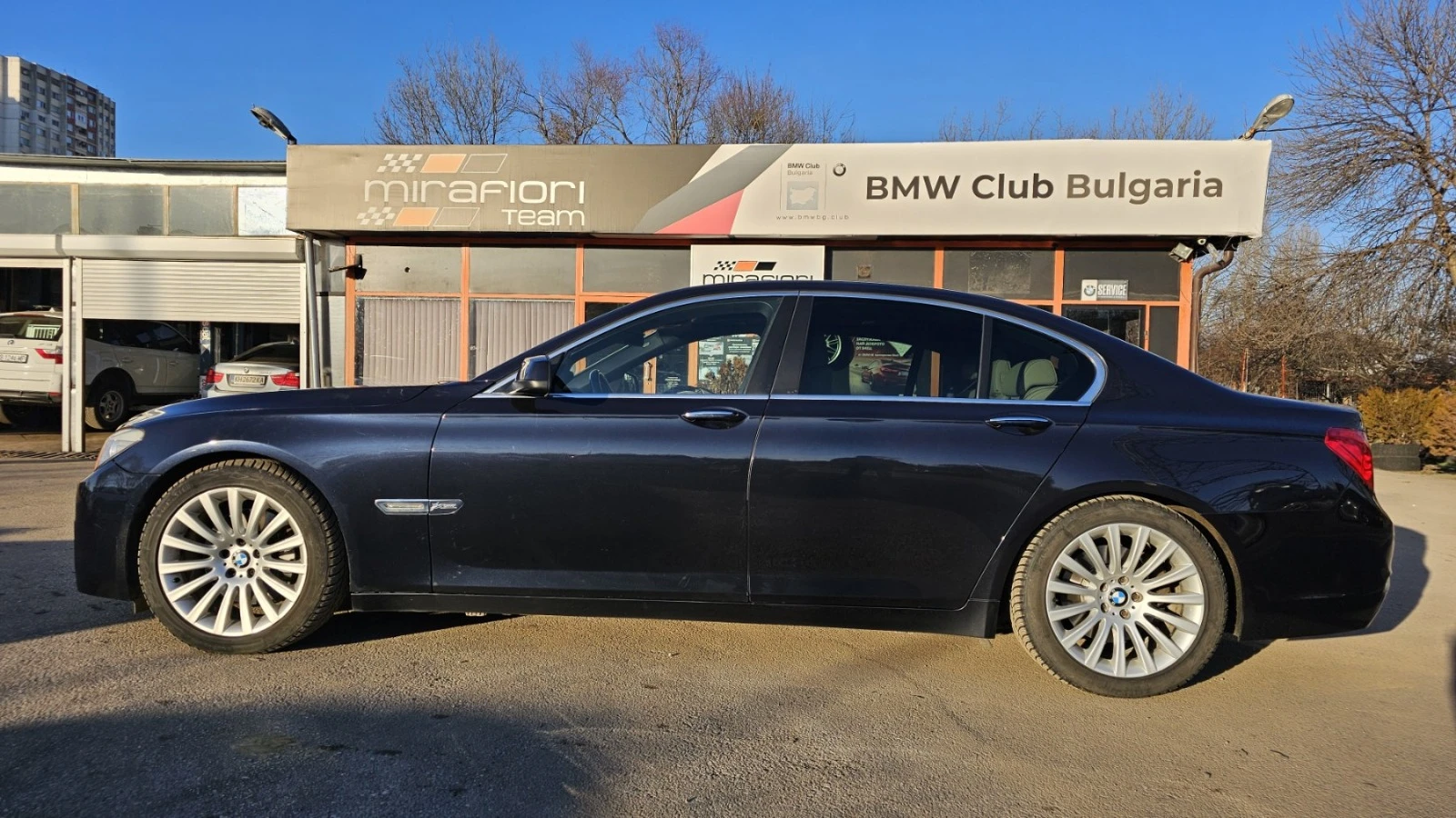 BMW 740  - изображение 4