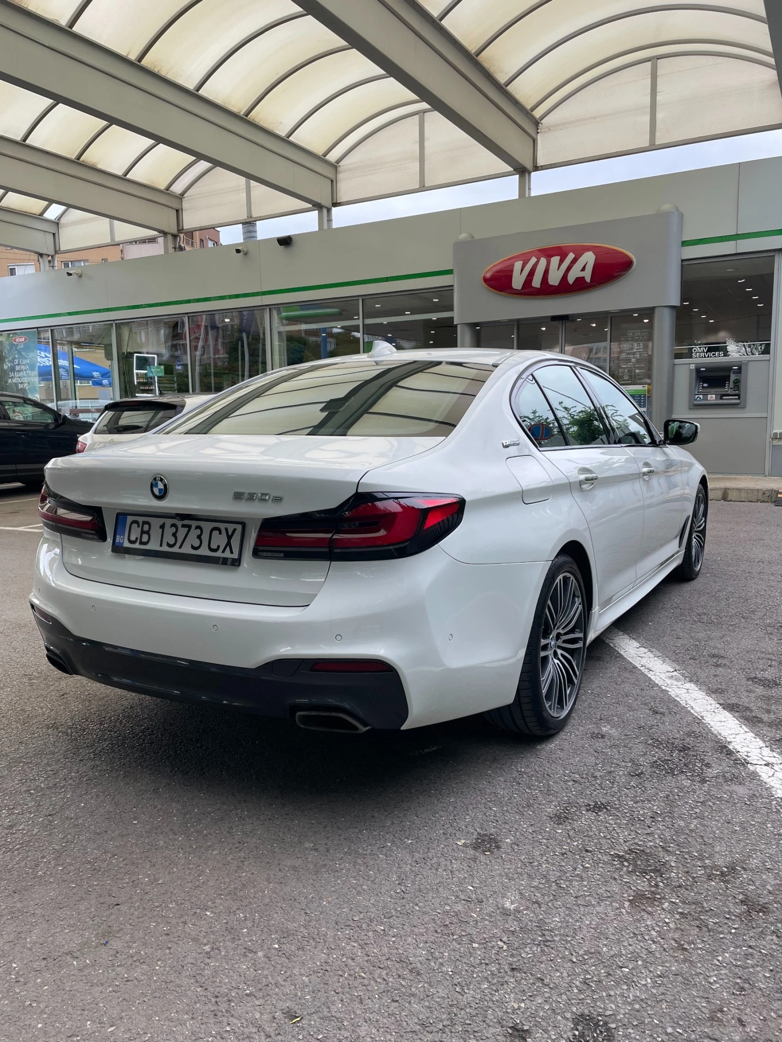 BMW 530E Luxury M Pack ЛИЗИНГ БАРТЕР - изображение 5