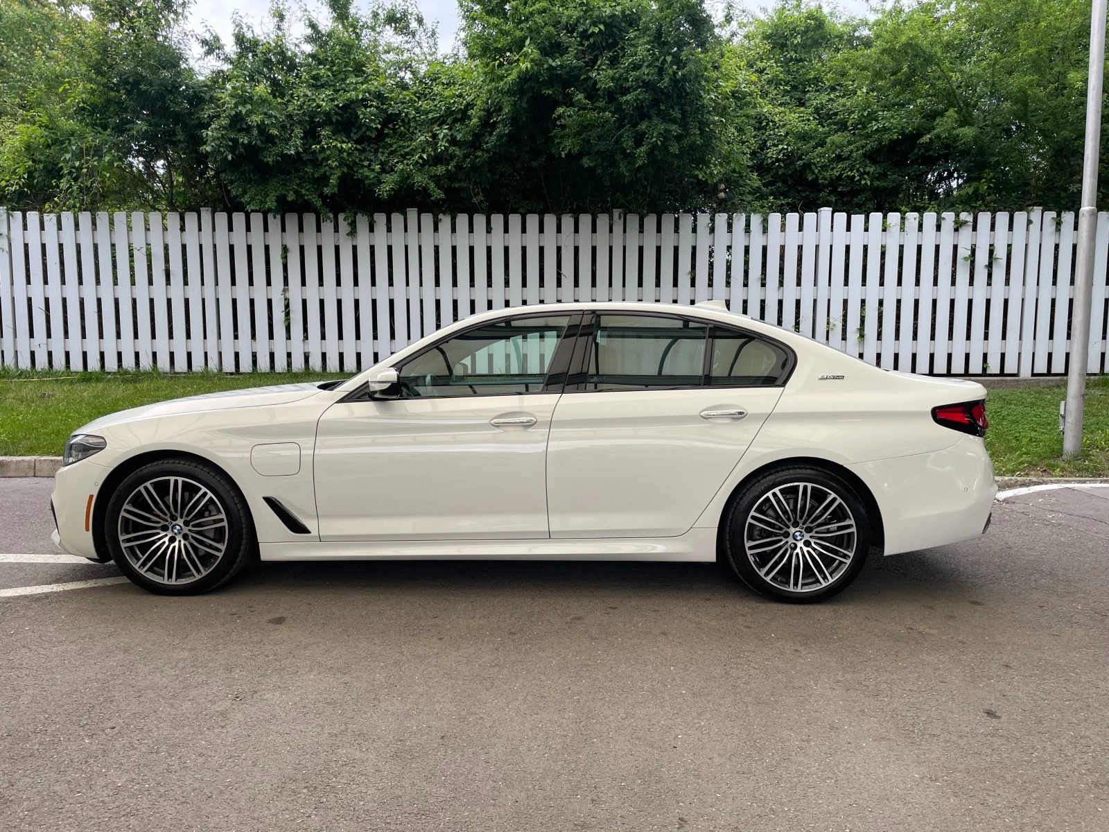 BMW 530E Luxury M Pack ЛИЗИНГ БАРТЕР - изображение 7