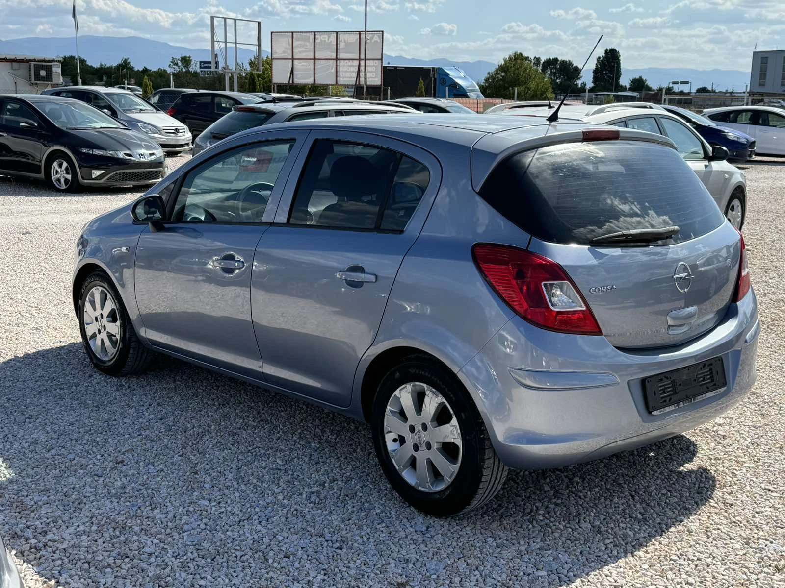 Opel Corsa 1.4i - изображение 6