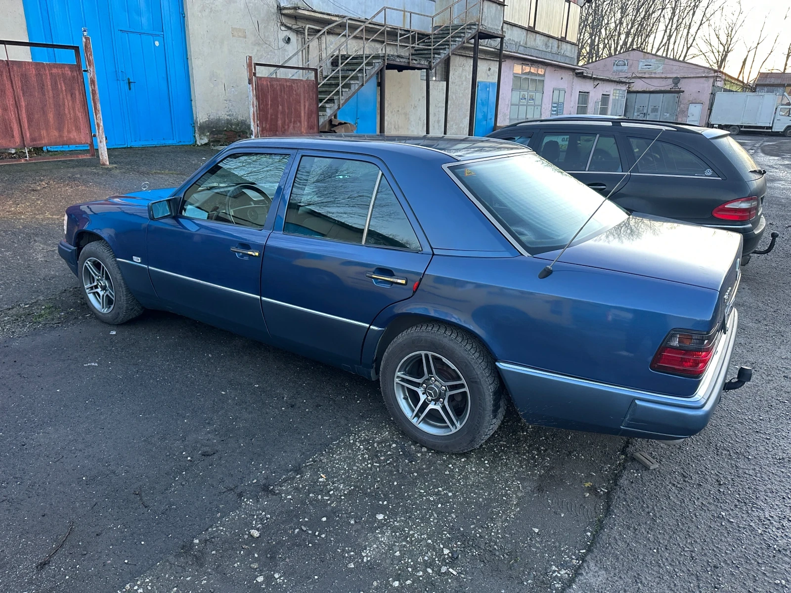 Mercedes-Benz 124  - изображение 3