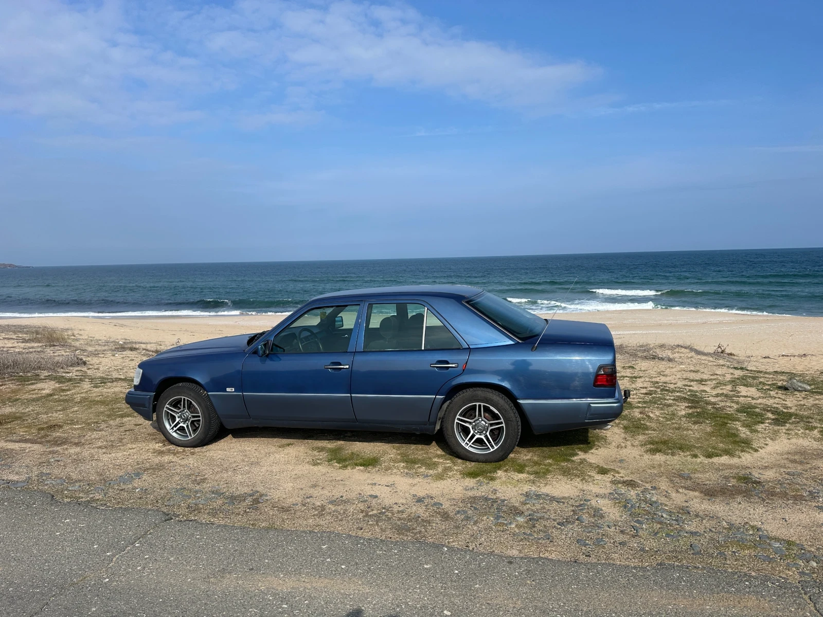 Mercedes-Benz 124  - изображение 6