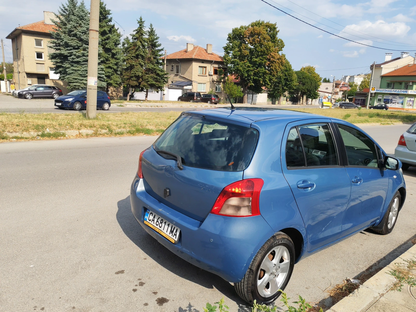 Toyota Yaris 1.3 VVT-i първи собственик - изображение 7