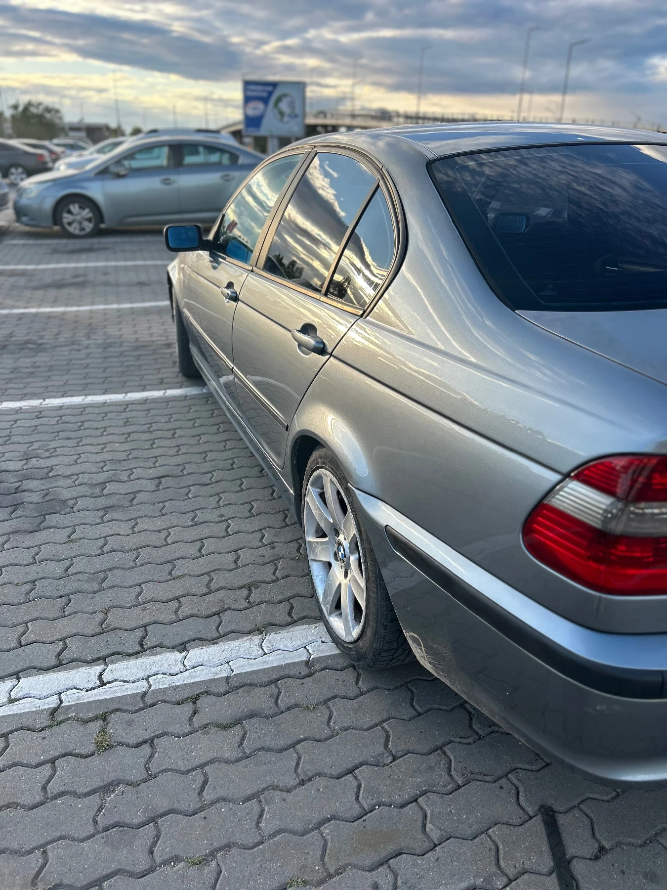 BMW 320  - изображение 4