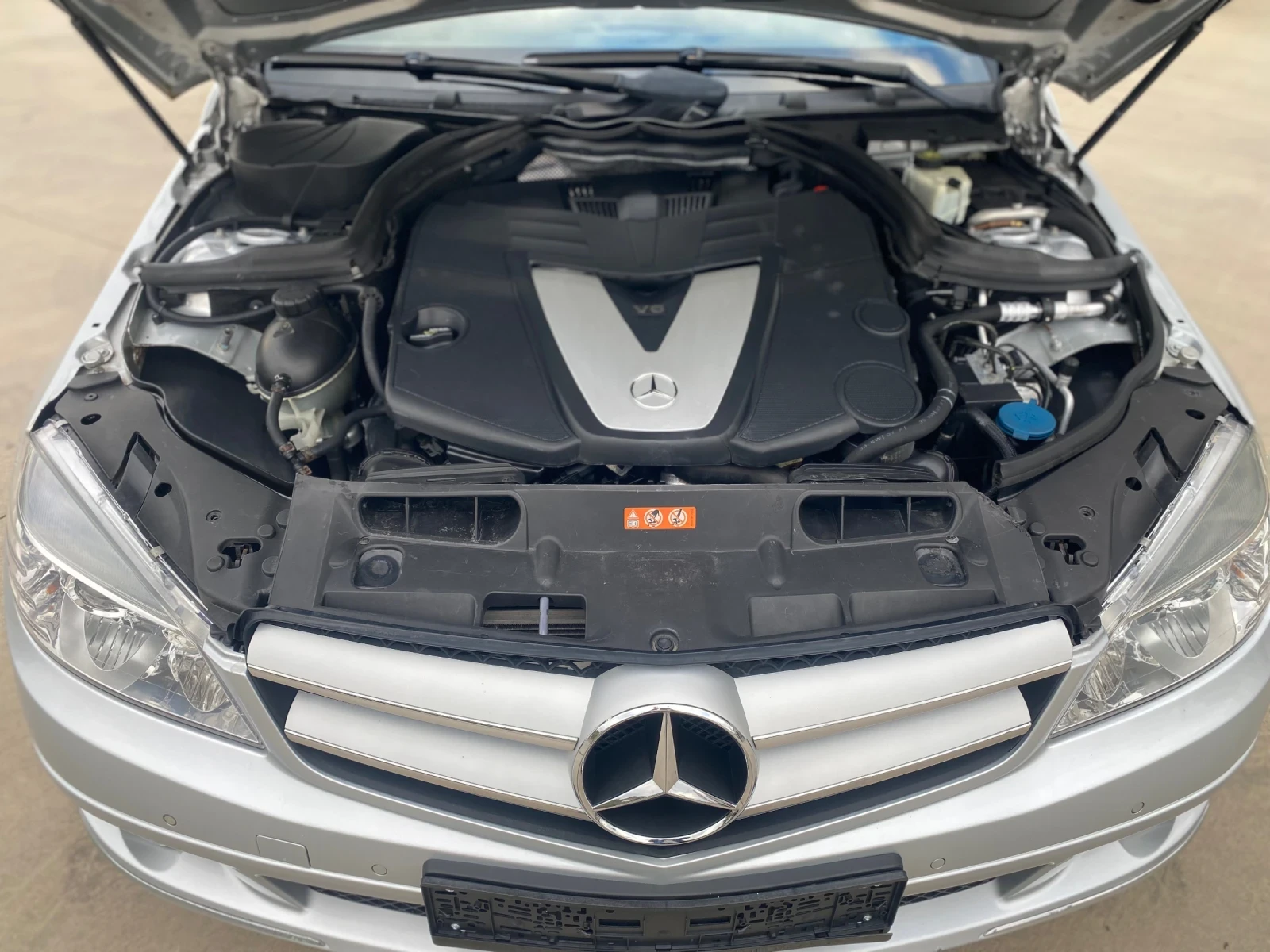 Mercedes-Benz C 320 Avantgarde - изображение 10