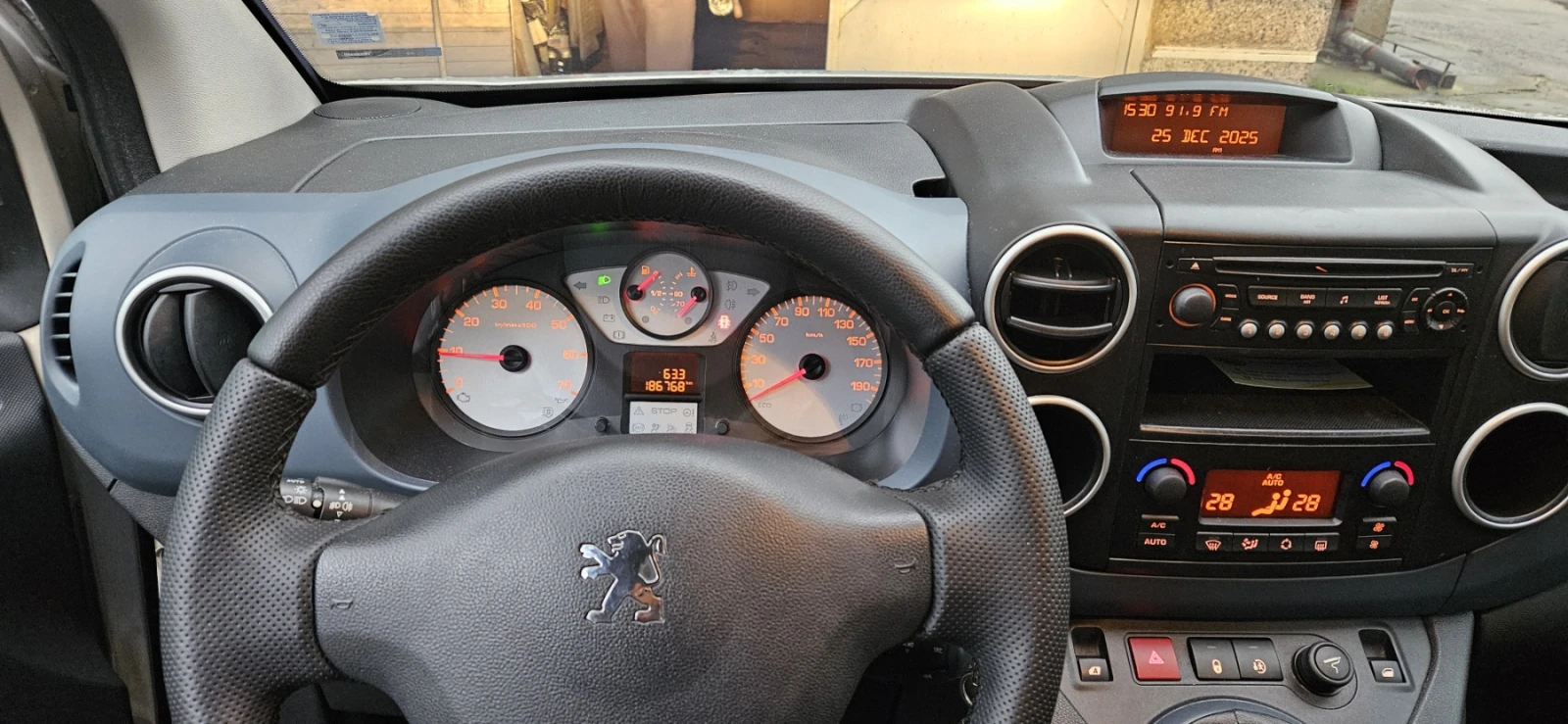 Peugeot Partner  - изображение 10