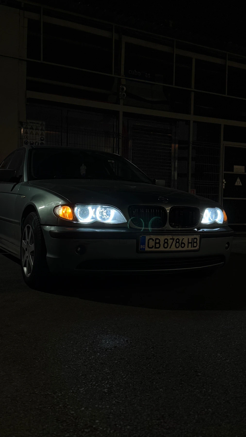 BMW 318  - изображение 4