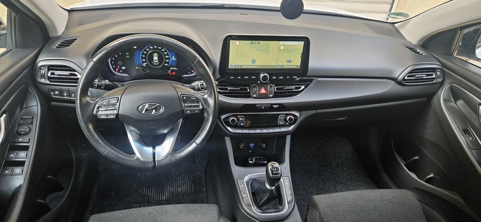 Hyundai I30 1.6 CRDi 116ps , снимка 16 - Автомобили и джипове - 53695443