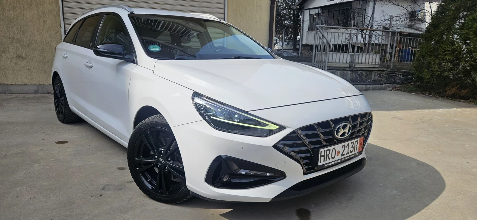Hyundai I30 1.6 CRDi 116ps , снимка 3 - Автомобили и джипове - 53695443