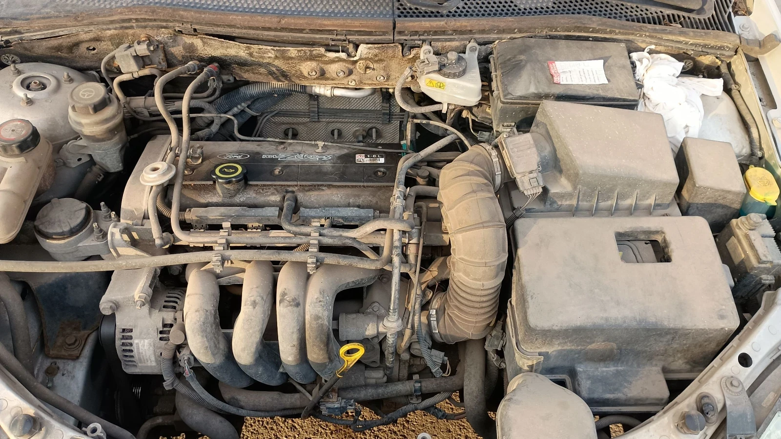 Ford Focus 1.6 , снимка 13 - Автомобили и джипове - 53937467