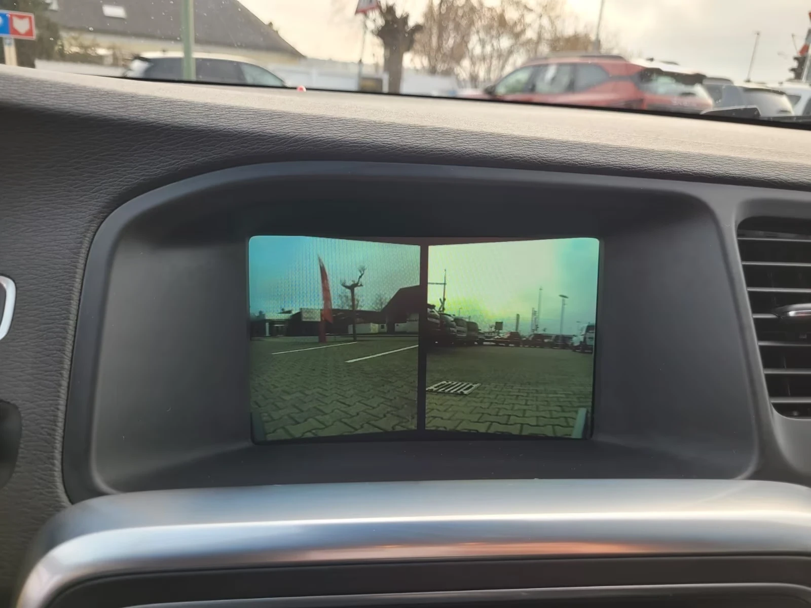 Volvo S60 3.0T 305hp, снимка 14 - Автомобили и джипове - 54021404