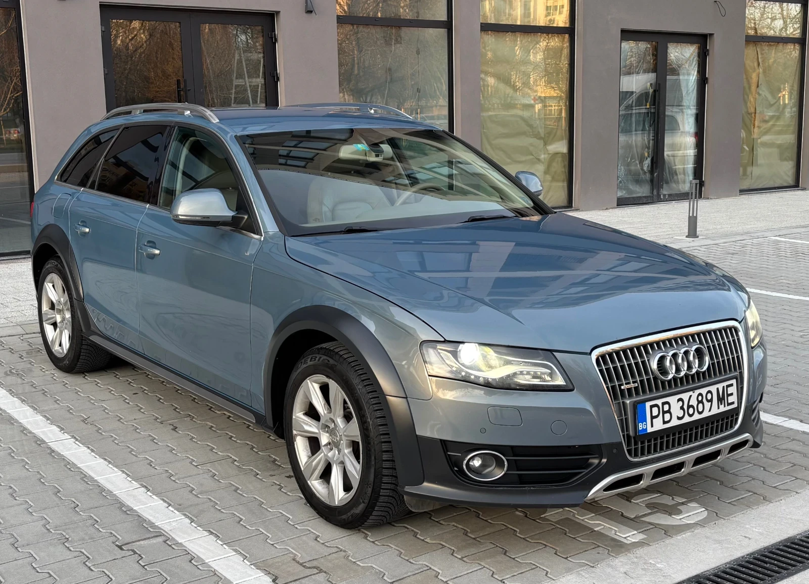 Audi A4 Allroad 3.0tdi QUATTRO, снимка 3 - Автомобили и джипове - 54055599