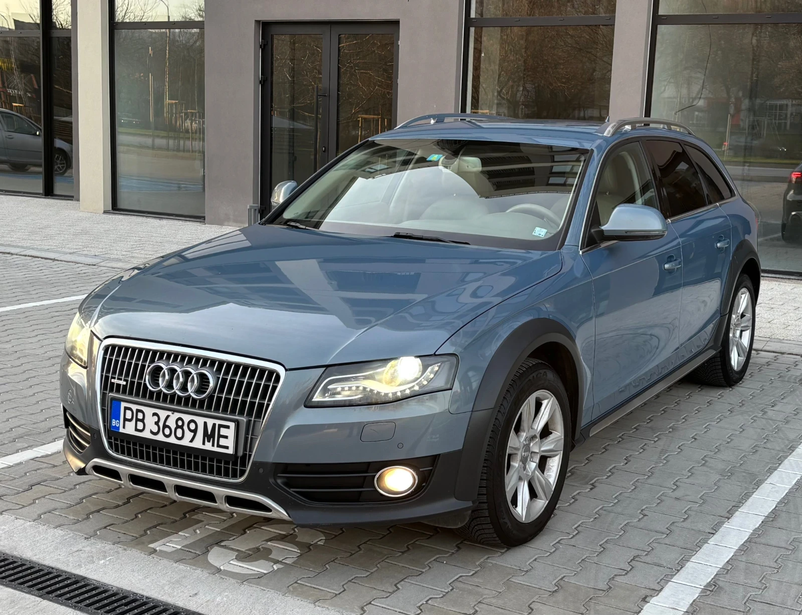 Audi A4 Allroad 3.0tdi QUATTRO, снимка 2 - Автомобили и джипове - 54055599