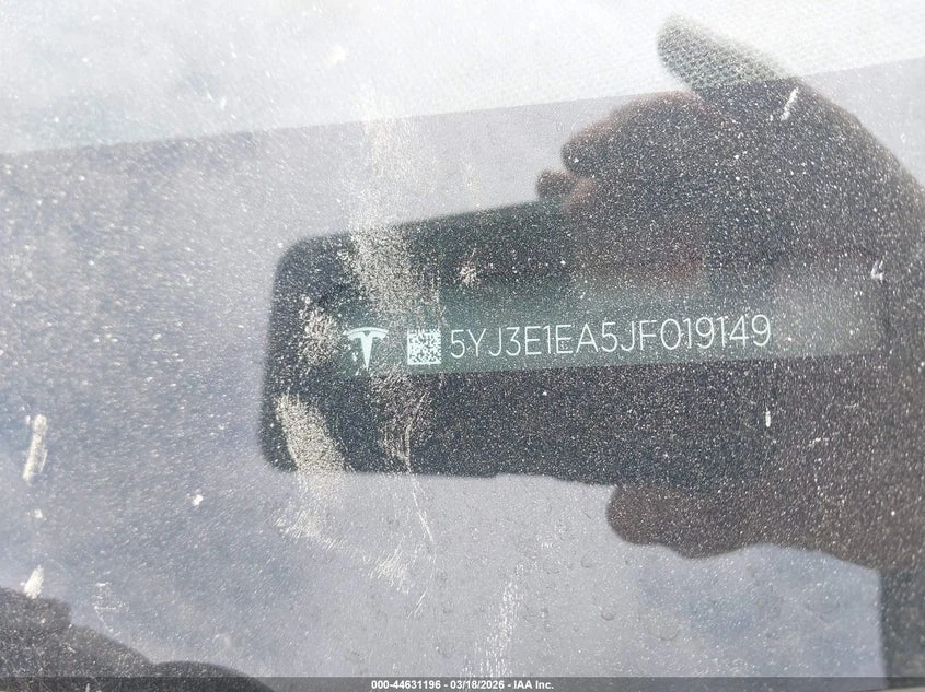 Tesla Model 3, снимка 8 - Автомобили и джипове - 54383897