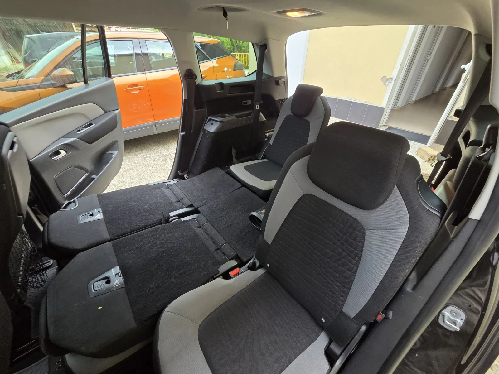 Citroen Grand C4 Picasso, снимка 13 - Автомобили и джипове - 54945920
