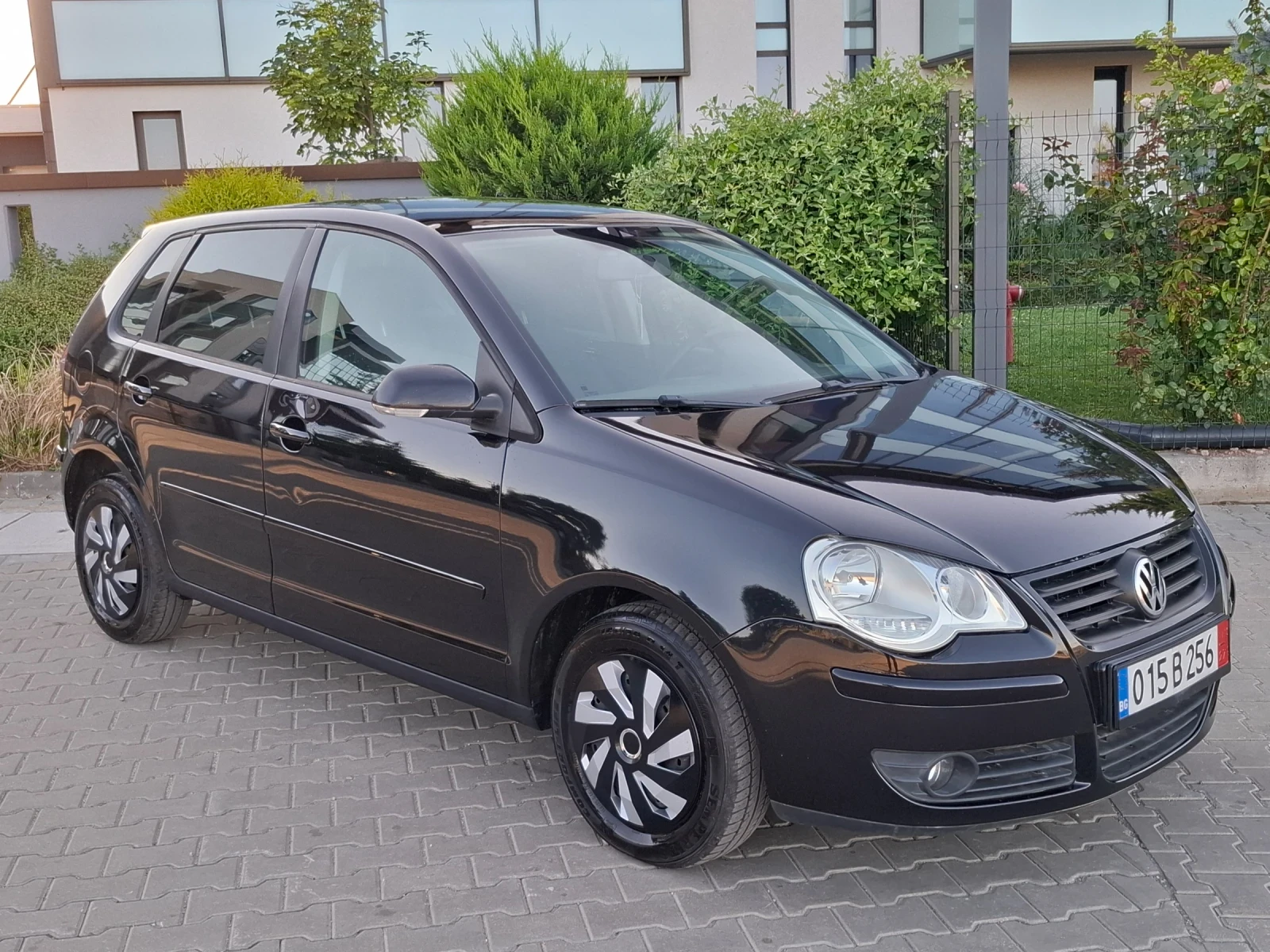 VW Polo 1.2i* (70кс)* FACELIFT* FAMILY* НОВ ВНОС* , снимка 11 - Автомобили и джипове - 55467221