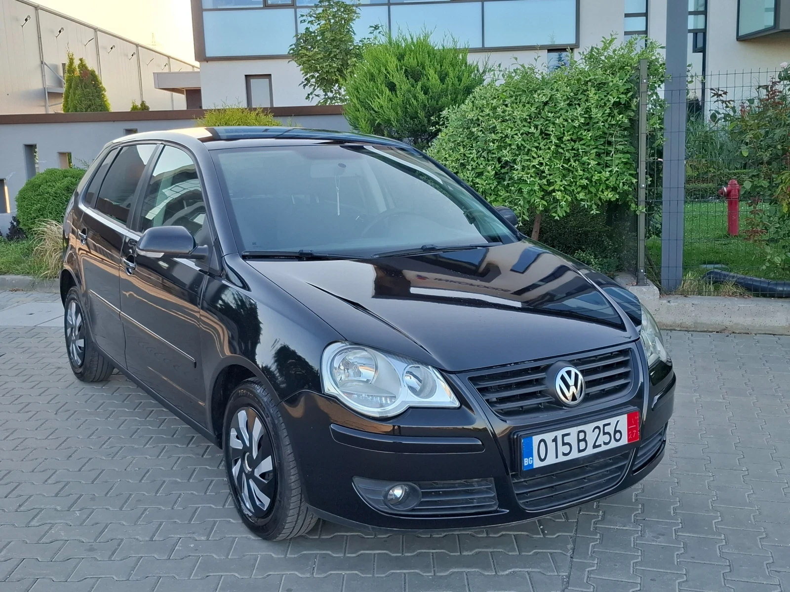 VW Polo 1.2i* (70кс)* FACELIFT* FAMILY* НОВ ВНОС* , снимка 8 - Автомобили и джипове - 55467221