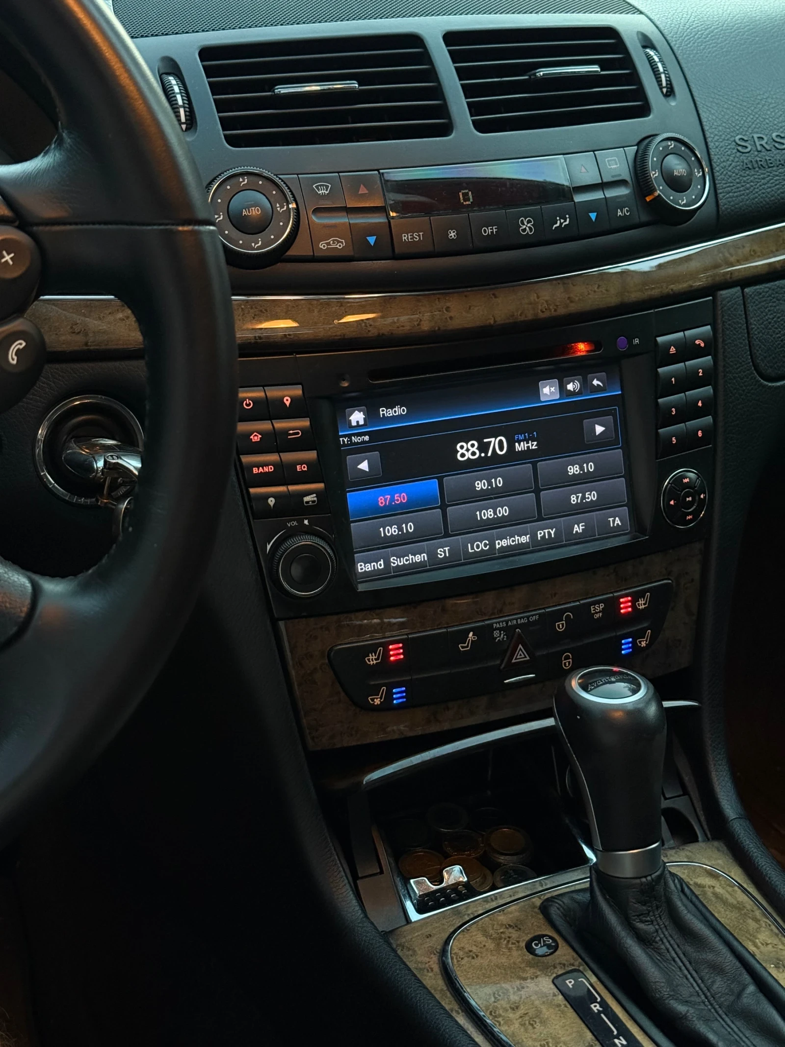 Mercedes-Benz E 320 TOP!, снимка 11 - Автомобили и джипове - 55578864