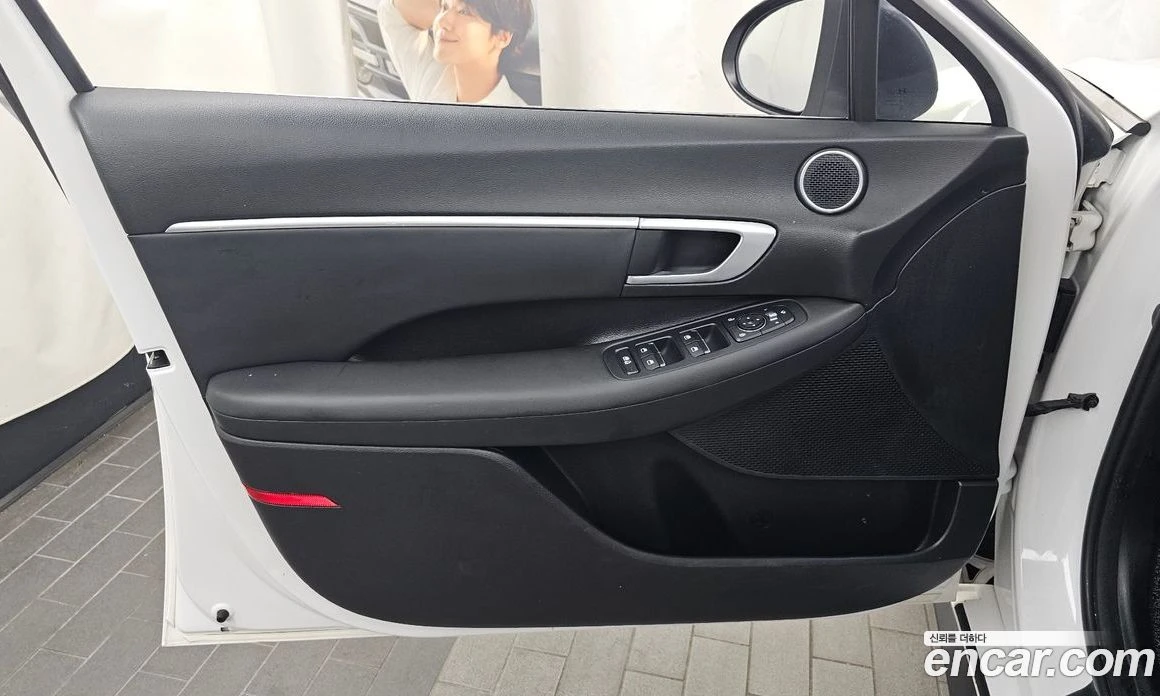Hyundai Sonata 2.0 Smart, снимка 14 - Автомобили и джипове - 55676655