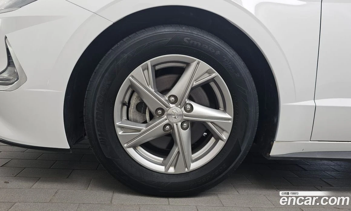 Hyundai Sonata 2.0 Smart, снимка 5 - Автомобили и джипове - 55676655