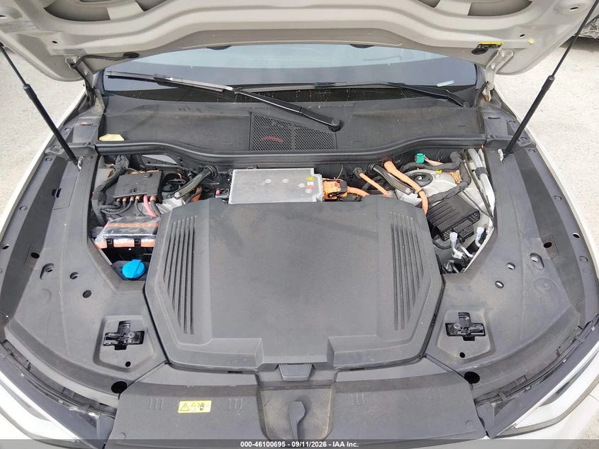 Audi E-Tron PRESTIGE* �����* ���������* ������* MATRIX* M����* | Mobile.bg � ����������� 10