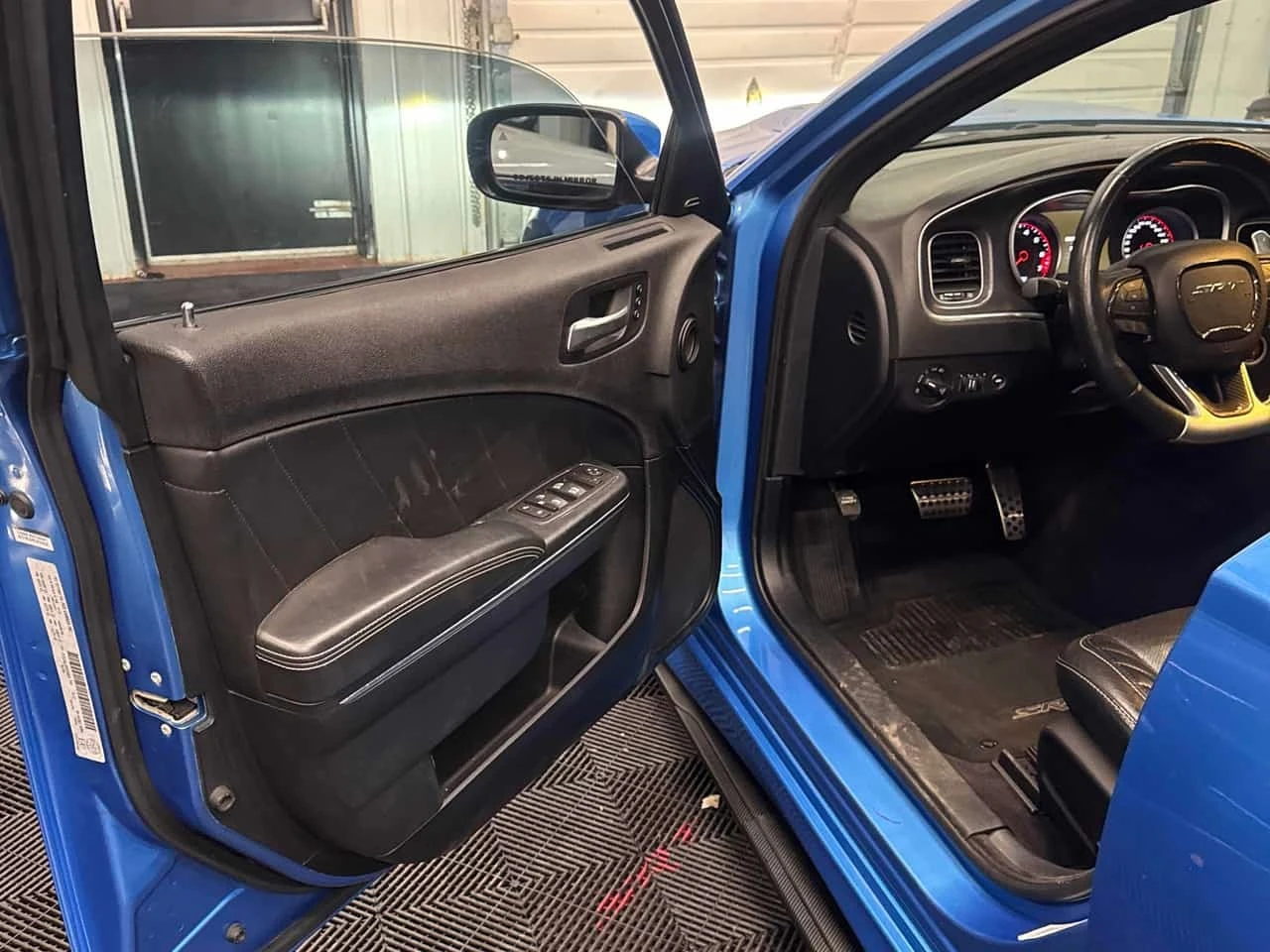 Dodge Charger * SRT 392 * CARFAX * ���� �� �� | Mobile.bg � ����������� 8