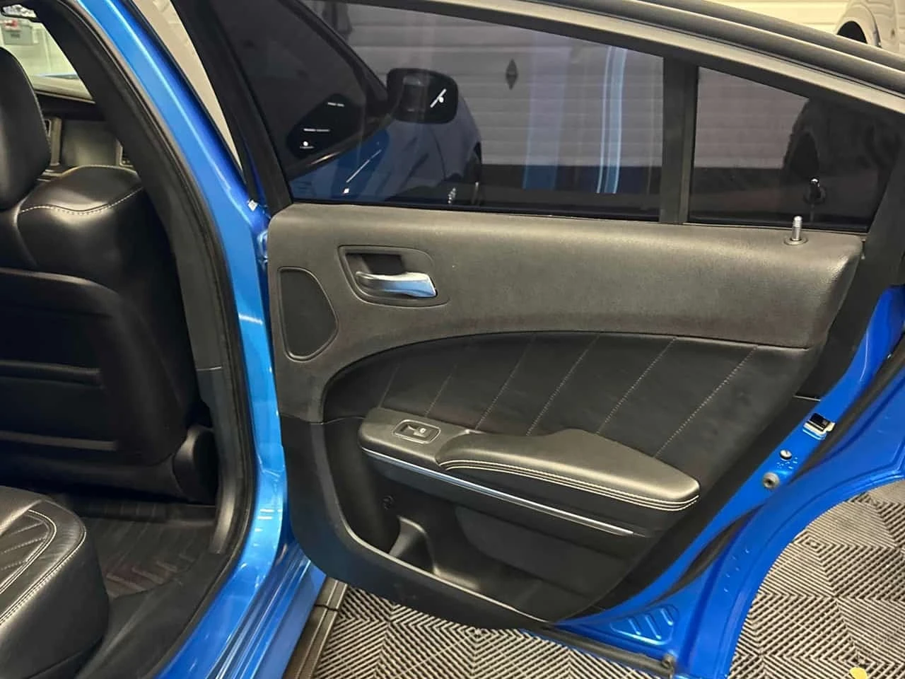 Dodge Charger * SRT 392 * CARFAX * ���� �� �� | Mobile.bg � ����������� 17