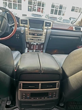 Toyota Land cruiser Luxury Package, снимка 10