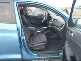 Hyundai Tucson 2.0* 6AT* SPECIAL* 120km* KEYLESS* CAMERA* BLIND S - 19999 лв. / 10225.33 € - 63637135 5