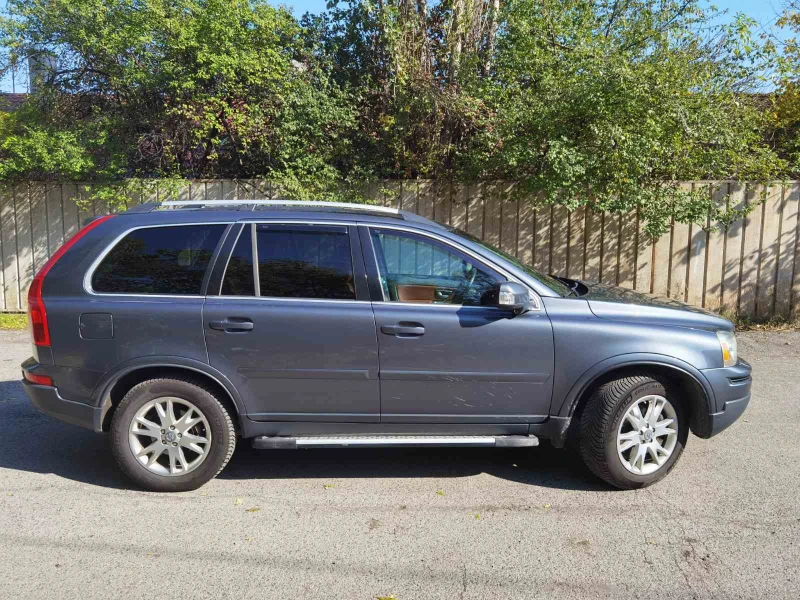 Volvo Xc90, снимка 2 - Автомобили и джипове - 47558163