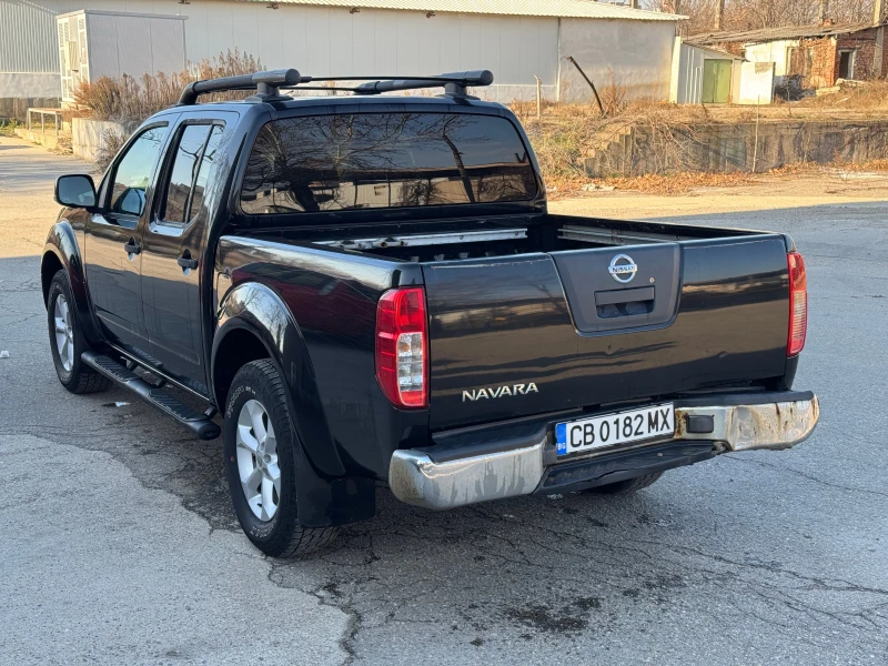 Nissan Navara 2.5 d, снимка 5 - Автомобили и джипове - 48627957