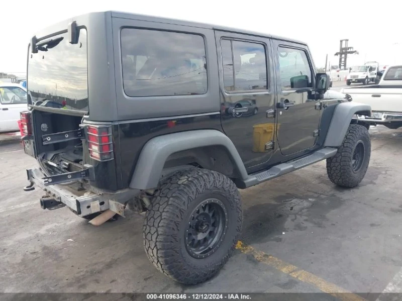 Jeep Wrangler, снимка 3 - Автомобили и джипове - 48792816