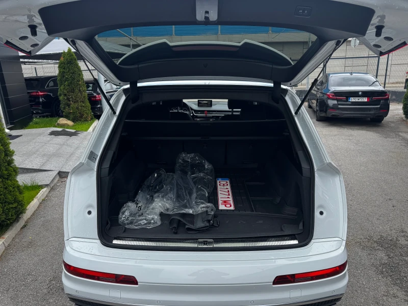 Audi SQ7 quattro Matrix Softclose Alcantara Bang&Olufsen, снимка 17 - Автомобили и джипове - 50484049
