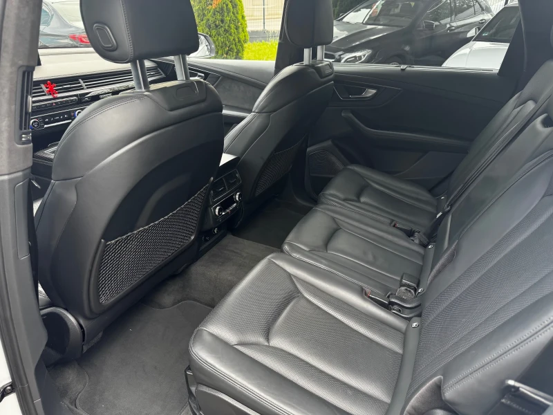 Audi SQ7 quattro Matrix Softclose Alcantara Bang&Olufsen, снимка 15 - Автомобили и джипове - 50484049