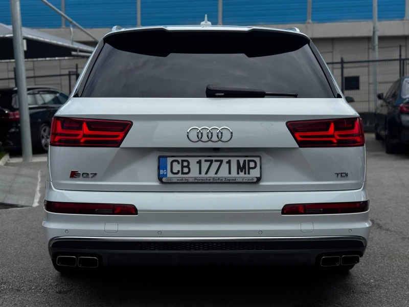 Audi SQ7 quattro Matrix Softclose Alcantara Bang&Olufsen, снимка 5 - Автомобили и джипове - 50484049
