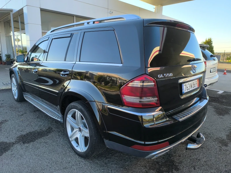 Mercedes-Benz GL 550 Лизинг.AMG пакет.Обслужен., снимка 2 - Автомобили и джипове - 51573915