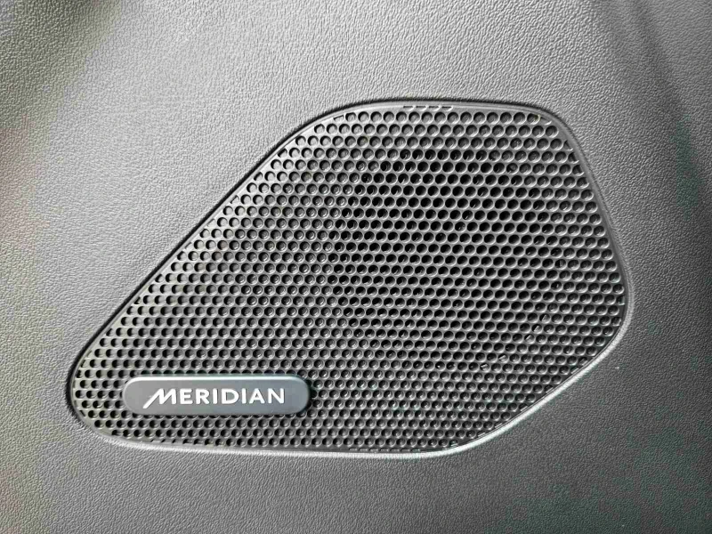 Jaguar F-PACE, снимка 10 - Автомобили и джипове - 52653308