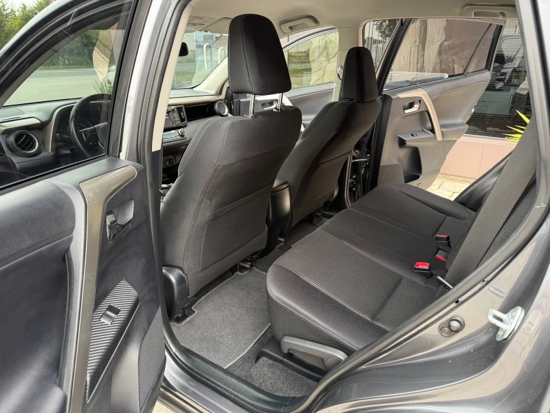 Toyota Rav4 2.2D-NAVI-150к.с-4х4-АВТОМАТИК, снимка 8 - Автомобили и джипове - 52086425
