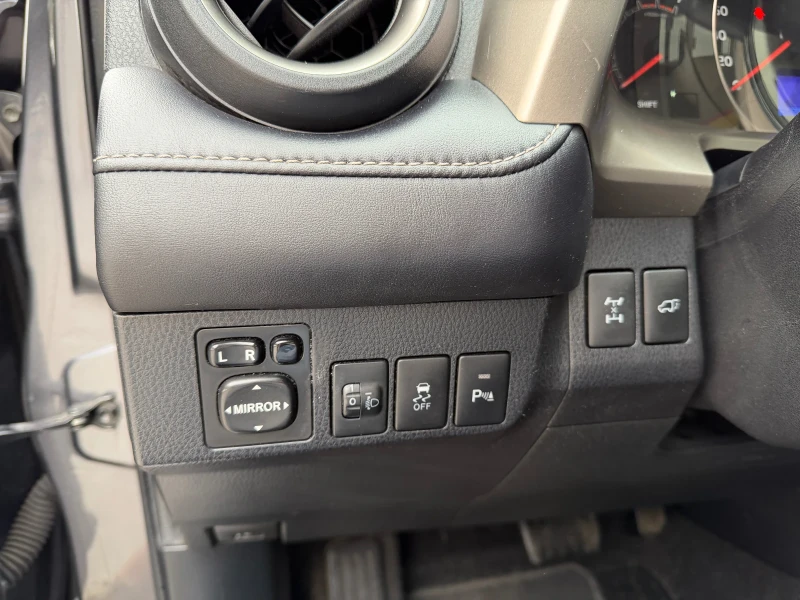 Toyota Rav4 2.2D-NAVI-150к.с-4х4-АВТОМАТИК, снимка 16 - Автомобили и джипове - 52086425