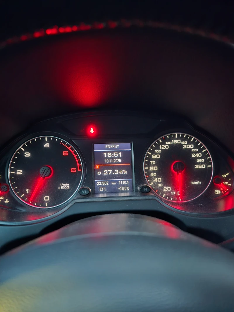 Audi Q5, снимка 10 - Автомобили и джипове - 52367110