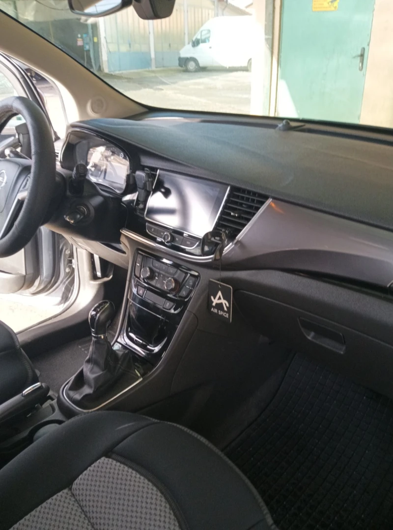 Opel Mokka X  1.6 CDTI, снимка 11 - Автомобили и джипове - 52501323