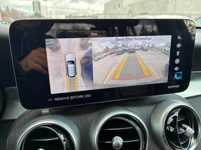 Mercedes-Benz GLC 300 2022 * CARFAX * БЕЗ ПЪРВОНАЧАЛНА ВНОСКА, снимка 11 - Автомобили и джипове - 52767843