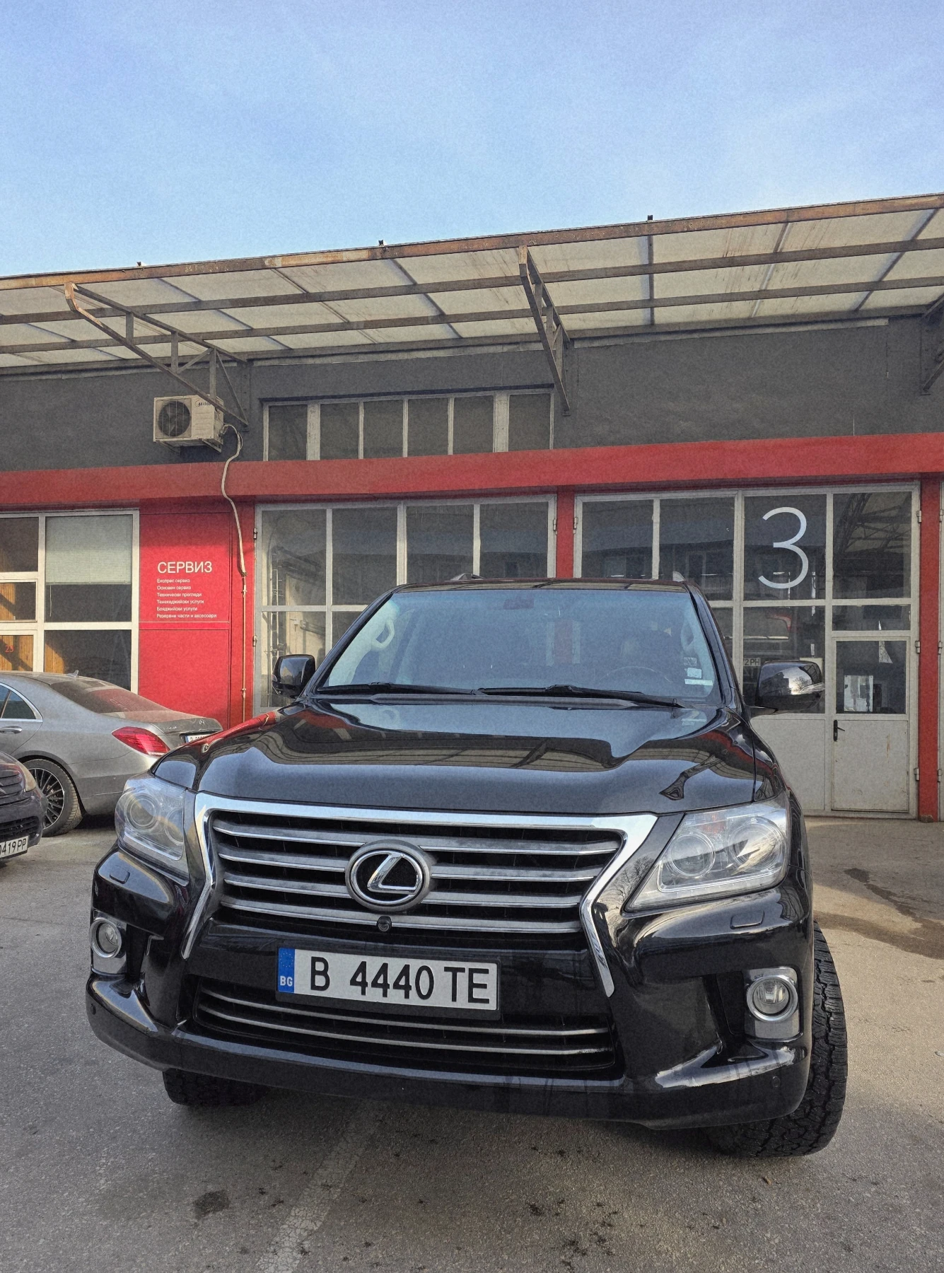 Toyota Land cruiser Luxury Package