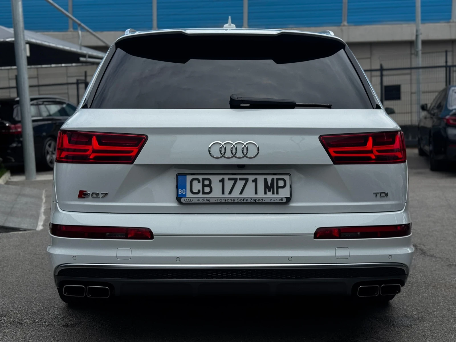 Audi SQ7 quattro Matrix Softclose Alcantara Bang&Olufsen - изображение 5