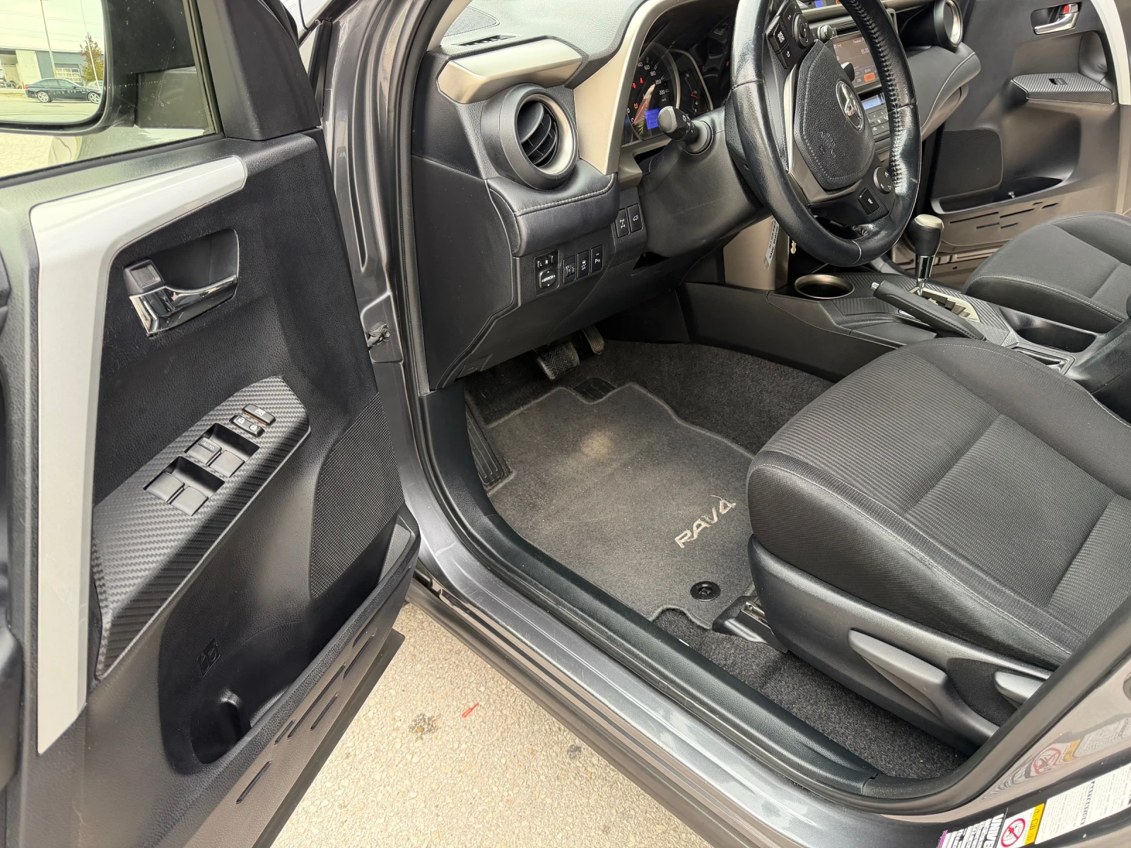 Toyota Rav4 2.2D-NAVI-150к.с-4х4-АВТОМАТИК - изображение 9