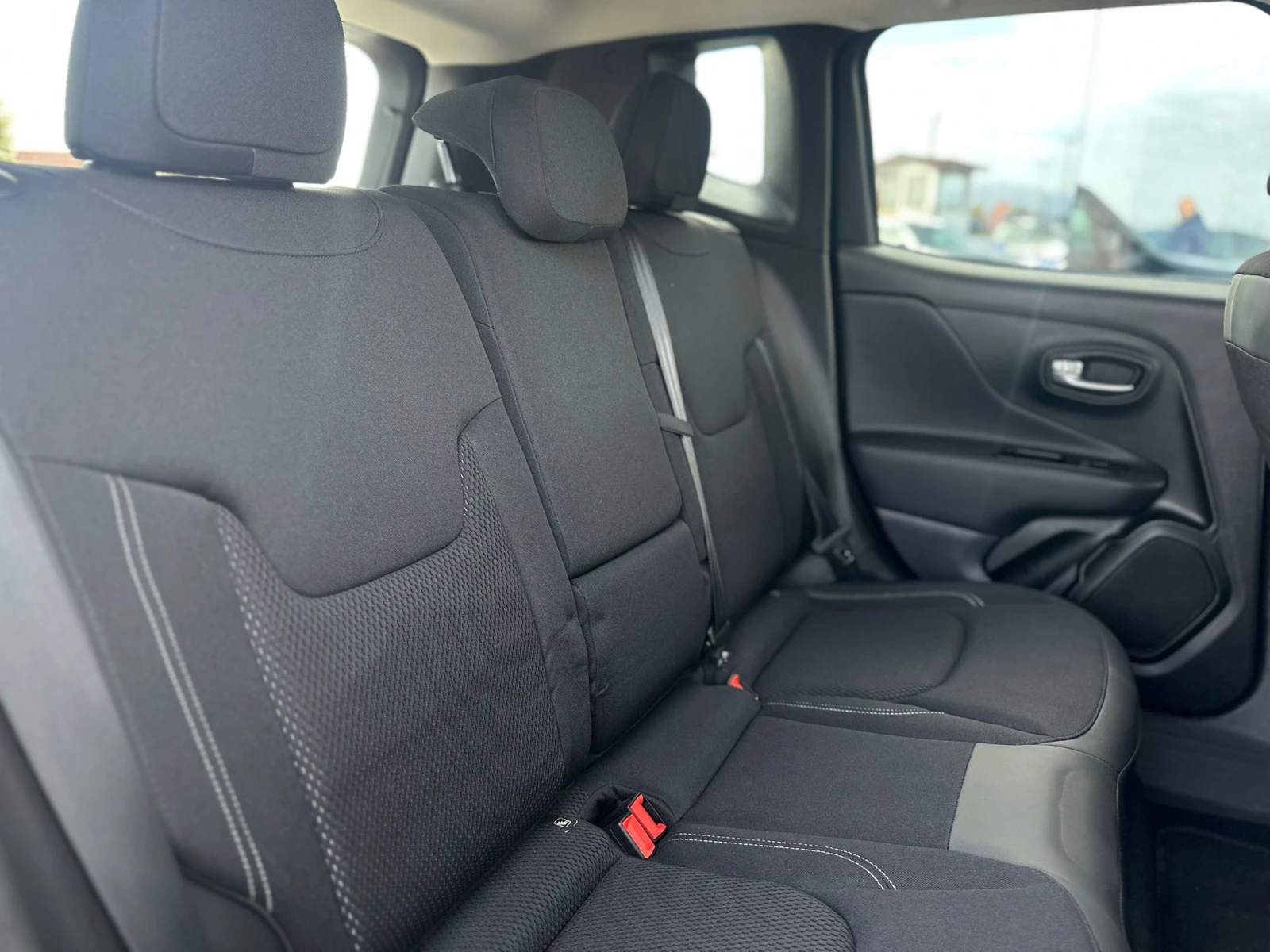 Jeep Renegade / PLUG-IN HYBRID / 30000 KM / 4XE / LIMITED / | Mobile.bg   11