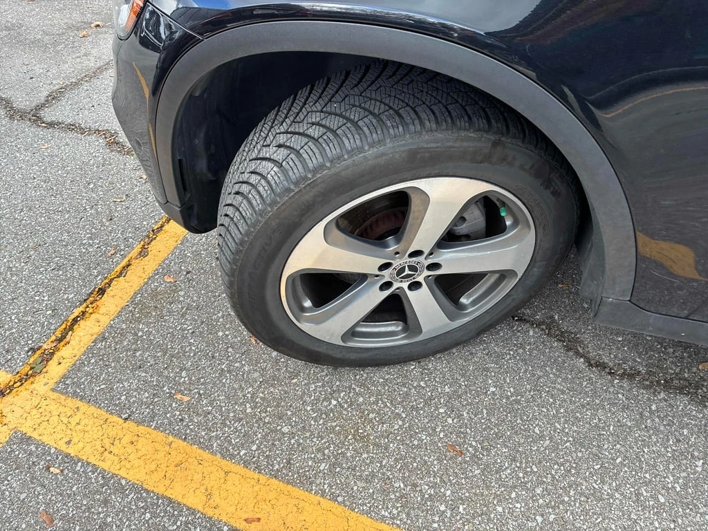 Mercedes-Benz GLC 300 2022 * CARFAX * БЕЗ ПЪРВОНАЧАЛНА ВНОСКА - изображение 6