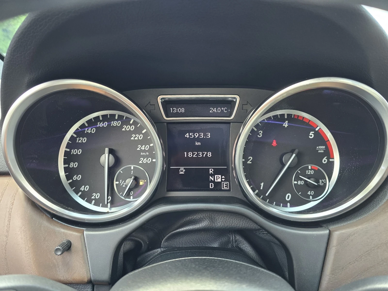 Mercedes-Benz ML 250 PREMIUM 4MATIC 182Хил.км!!!, снимка 17 - Автомобили и джипове - 53971242
